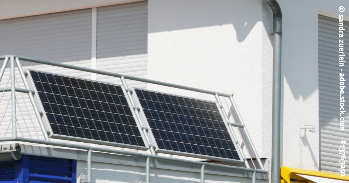 Steckersolar: Solarstrom vom Balkon direkt in die Steckdose